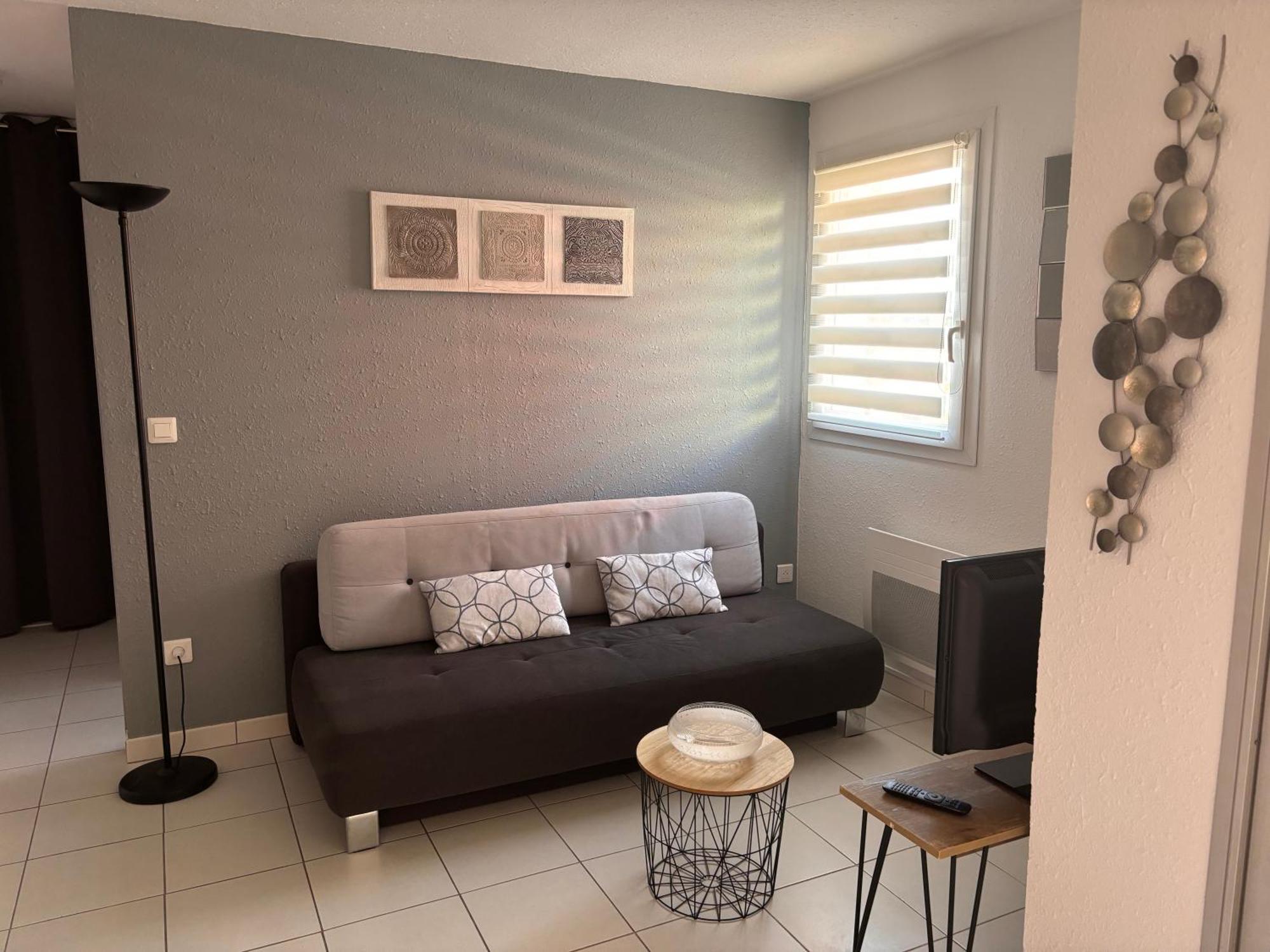 Classe 3 Etoiles Cosy Sur Proche De Toutes Commodites, Parking Prive Appartamento *